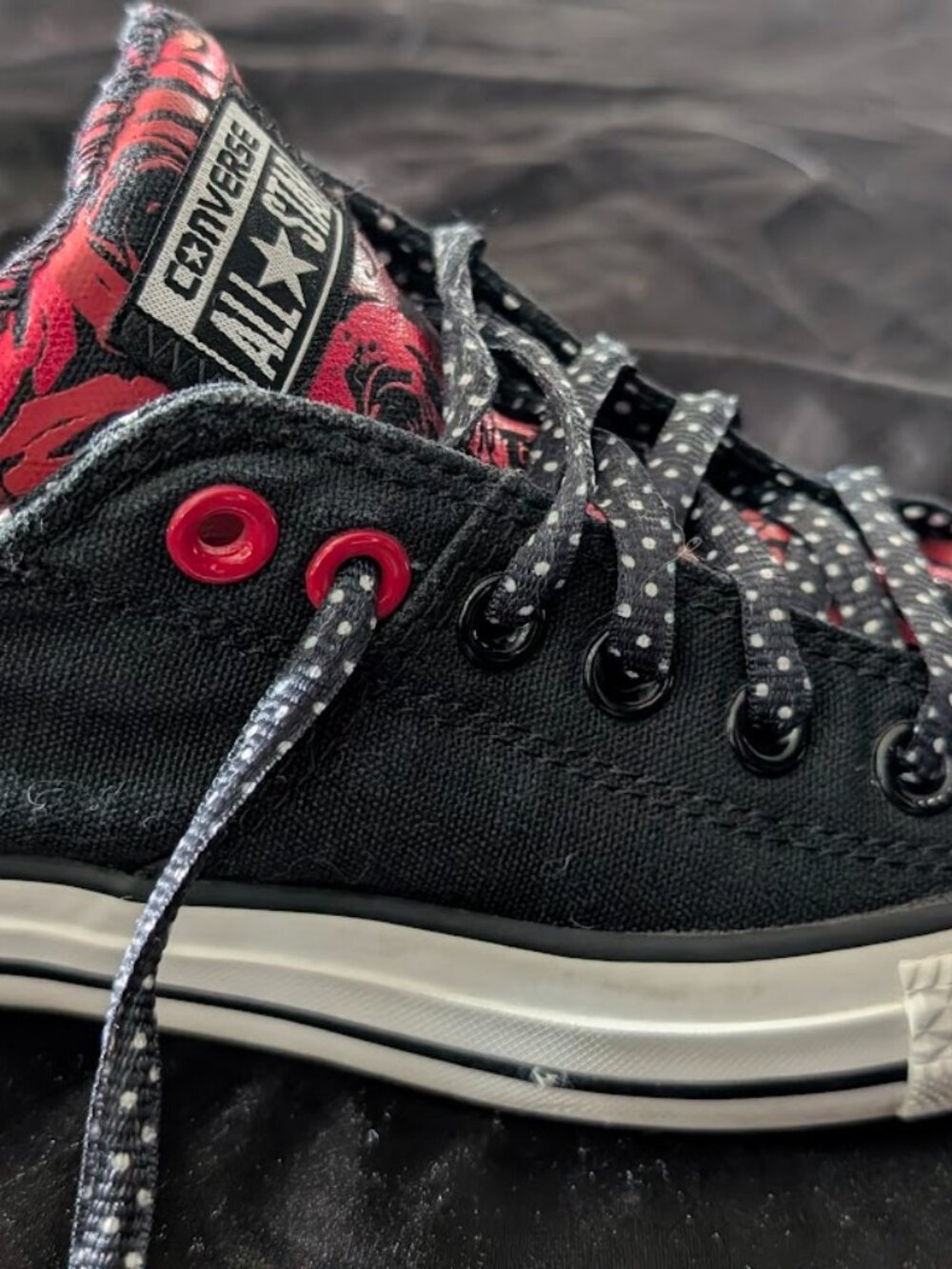 Converse red roses Polka Dots - Picture 7 of 7